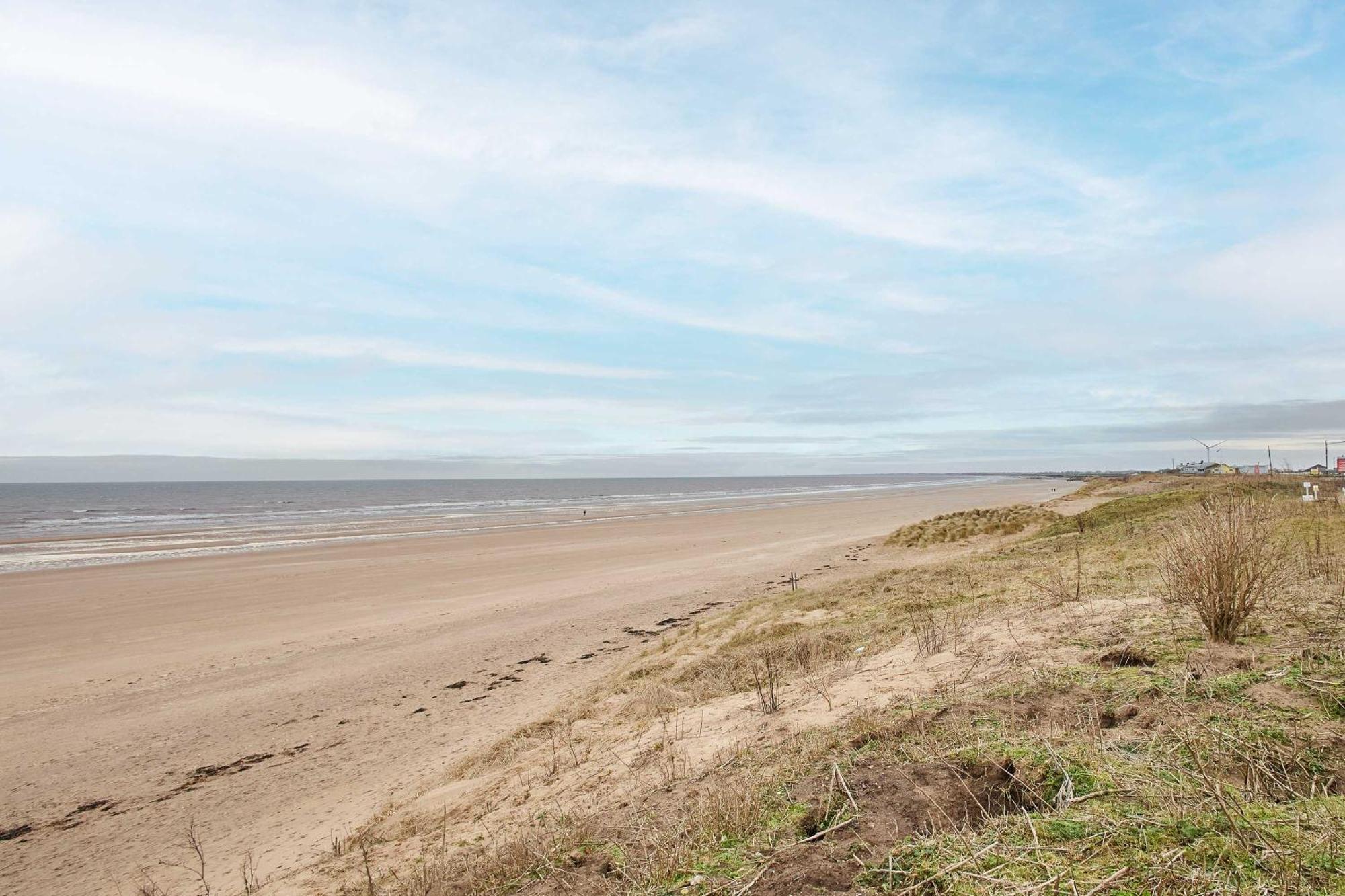 Host & - Sea View Road * Bessingby
